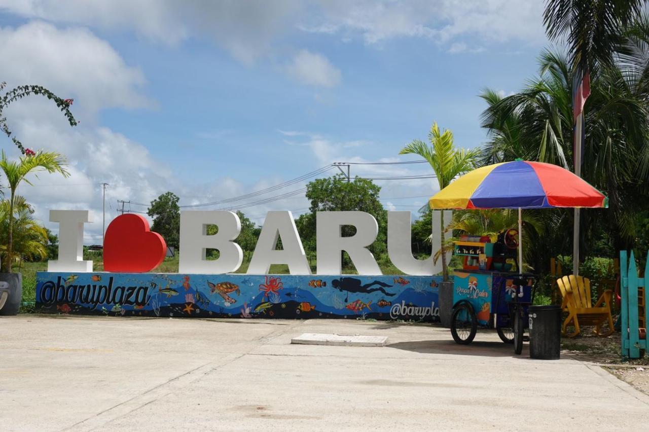 A Orilla Del Mar En Baru Hostel Cartagena Ngoại thất bức ảnh