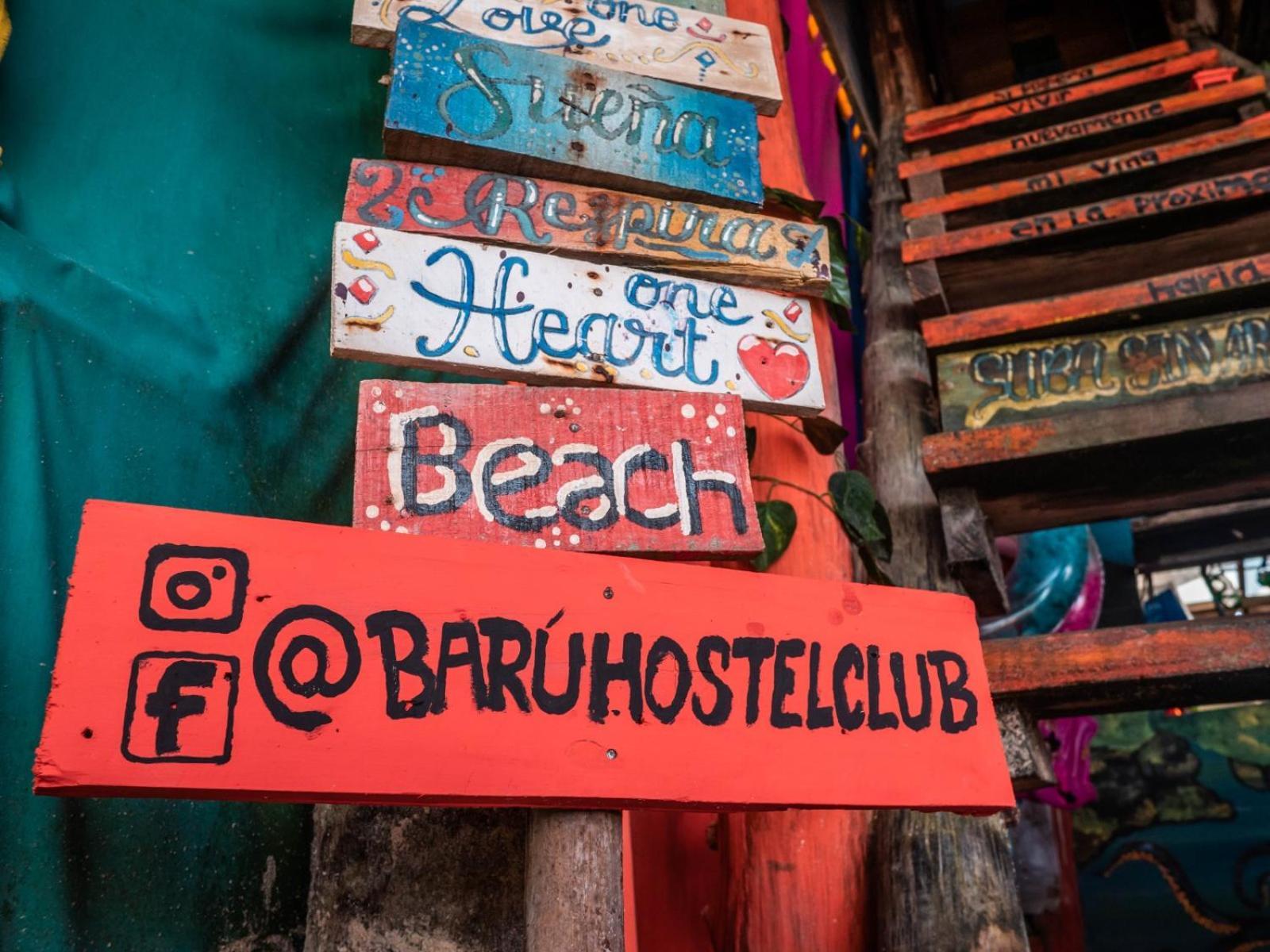 A Orilla Del Mar En Baru Hostel Cartagena Ngoại thất bức ảnh